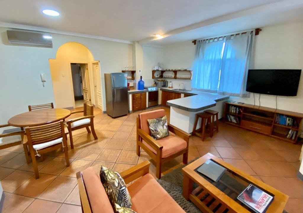 Torre Mar Galapagos Boutique Suites Puerto Ayora  Dış mekan fotoğraf