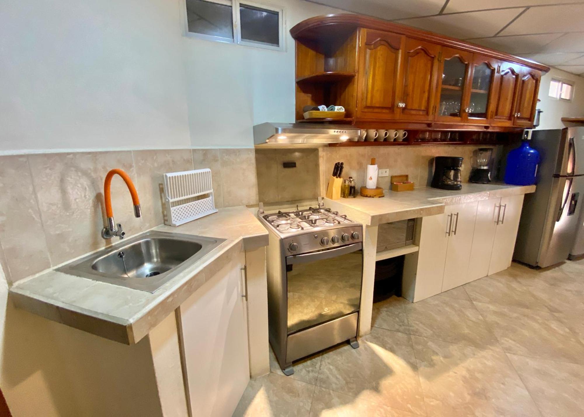 Torre Mar Galapagos Boutique Suites Puerto Ayora  Dış mekan fotoğraf